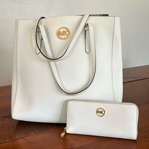 Michael Kors shoulder bag and wallet
